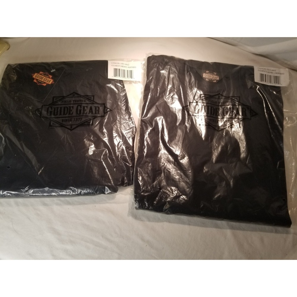 Guide Gear Men's Thermal Crew Top and Bottoms Medium Black